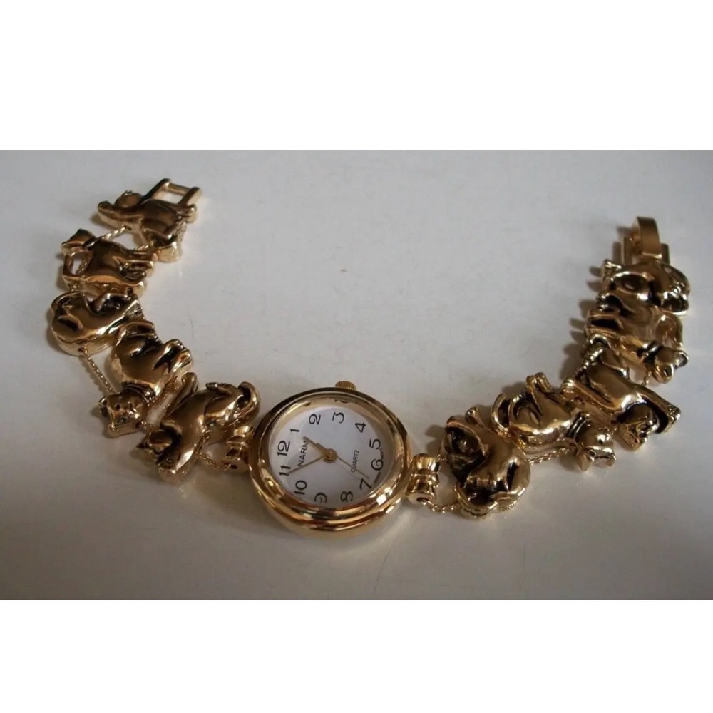 Women’s cute animal gold finish fashion watch